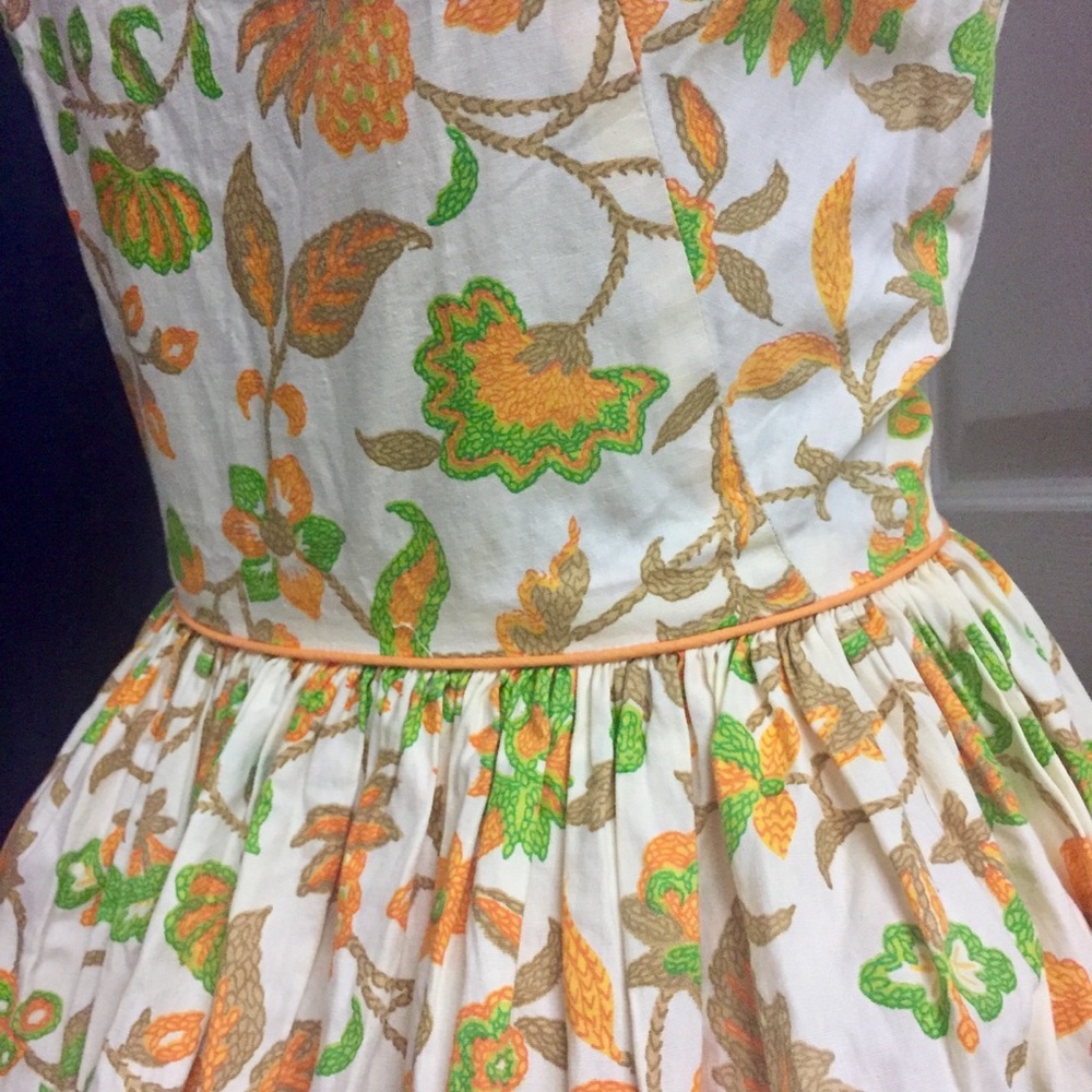 HOST PICK! 🧡 50’s VINTAGE SUNDRESS! - Picture 8 of 8